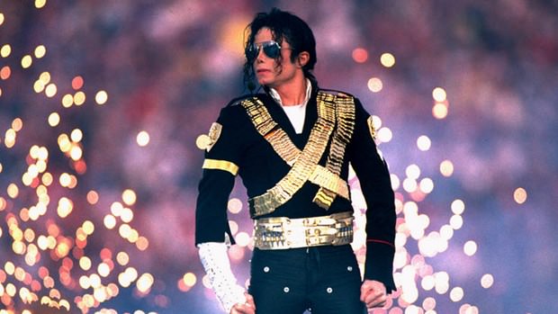 Rihanna, Elvis'in rekorunu kırdı