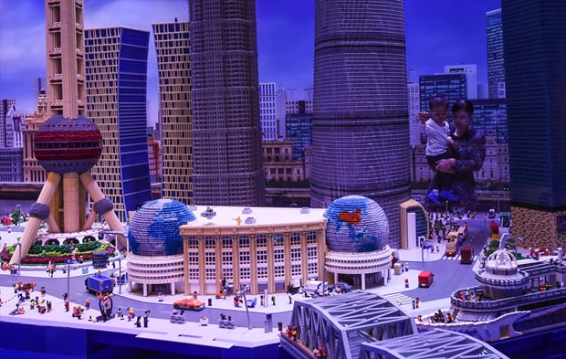 Şangay'da Lego sergisi açıldı