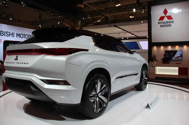 43. Kanada Uluslararası Otomobil Fuarı açıldı