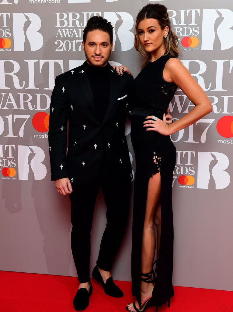 2017 Brit Ödülleri Kırmızı Halı şıkları