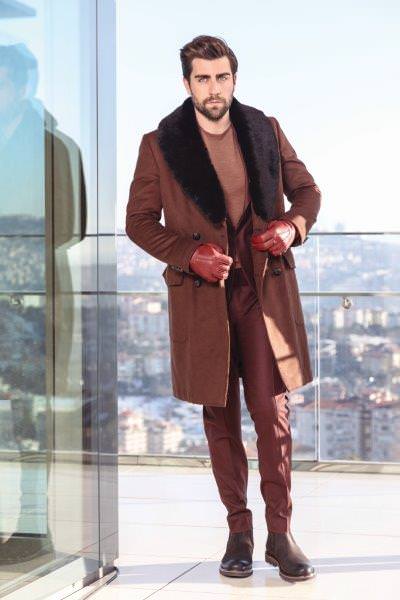 Kendi hikayesinin kahramanı