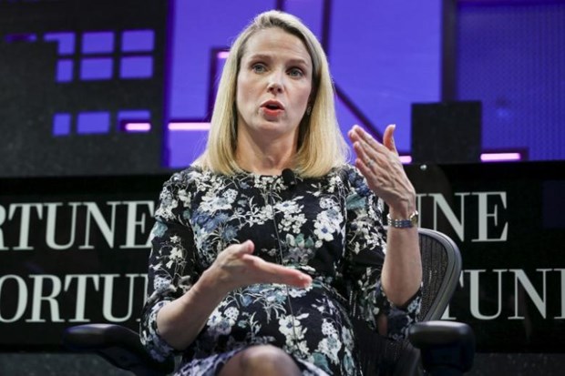 Hack skandalının faturası Marissa Mayer'a kesildi