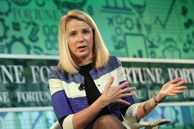 Hack skandalının faturası Marissa Mayer'a kesildi