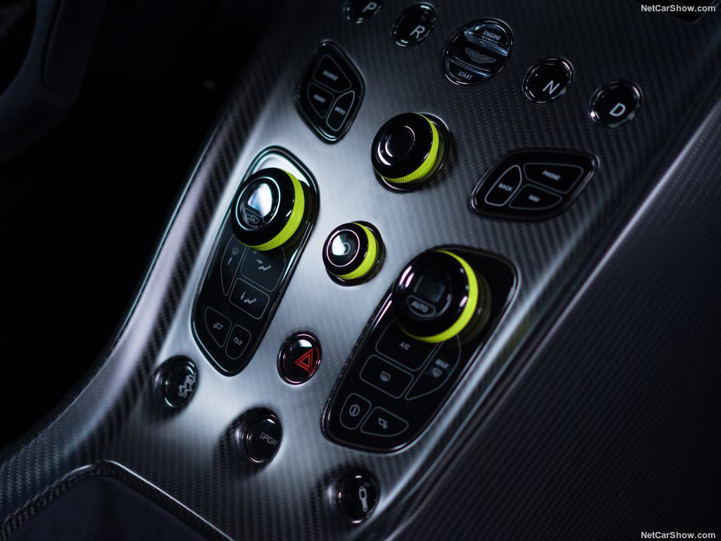 2018 Aston Martin Vantage AMR Pro