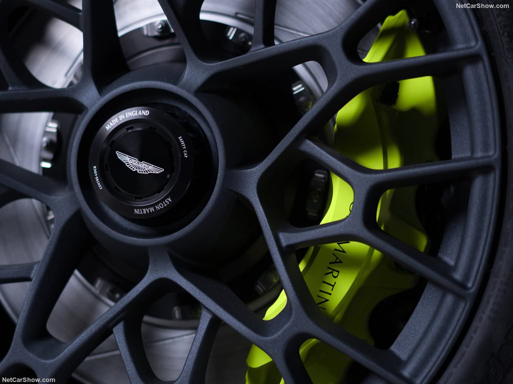 2018 Aston Martin Vantage AMR Pro