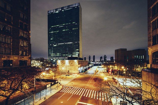 Sanatçı gözüyle New York sokaklarının bomboş hali