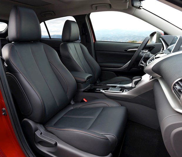 Cenevre'de Mitsubishi'nin yıldızı Eclipse Cross