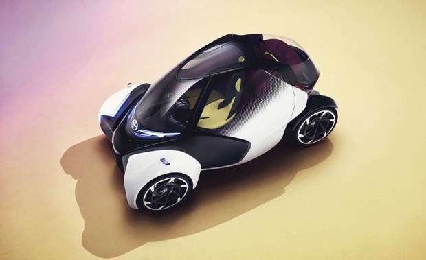 Toyota'nın i-TRIL Concept'i görücüye çıktı