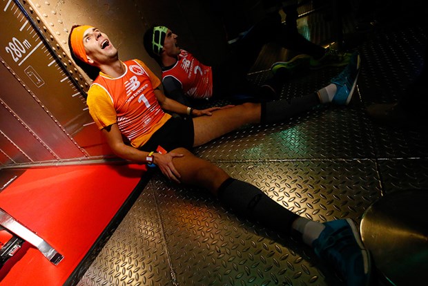 Eyfel Kulesi'nde nefes kesen maraton