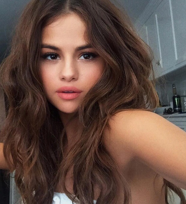 Selena Gomez'den Instagram itirafı