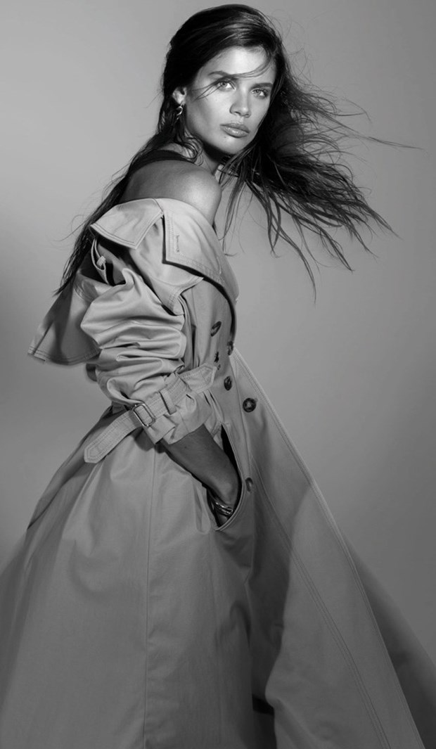 Sara Sampaio: Çıplak poz verdiğimde kendimi güçlü hissediyorum