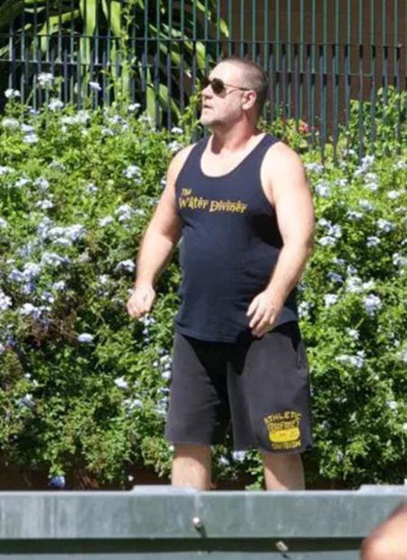 Russell Crowe şaşırttı!