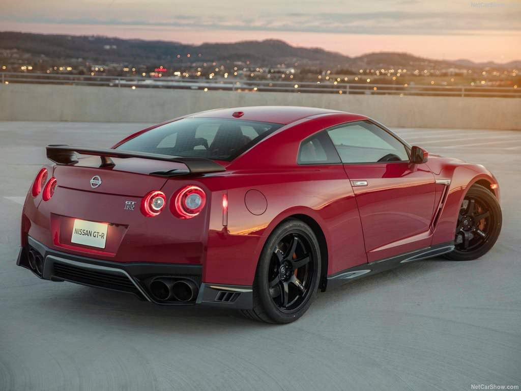 2017 Nissan GT-R Track Edition