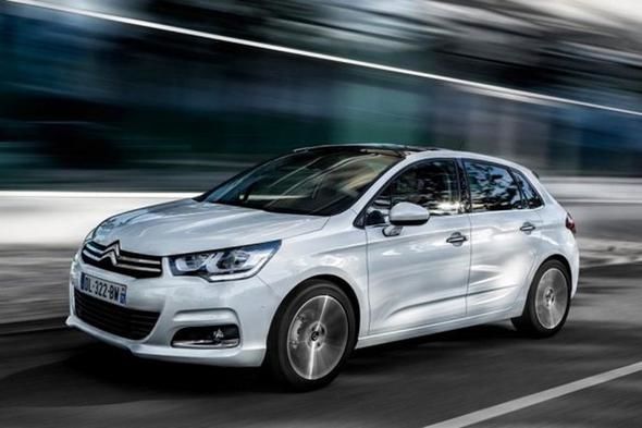 En az yakan otomobiller