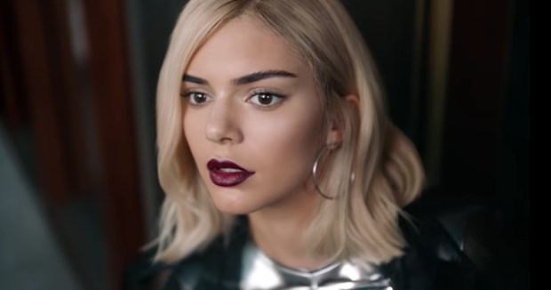 Pepsi Kendall Jenner'lı reklamını tepkiler üzerine geri çekti