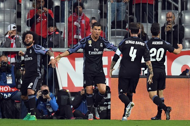 Futbol tarihinde bir ilk