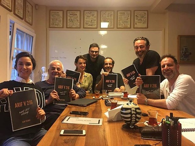 Cem Yılmaz'ın yeni filmi ArifV216'nın oyuncu kadrosu