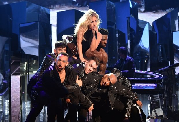 Lady Gaga'dan Coachella gösterisi