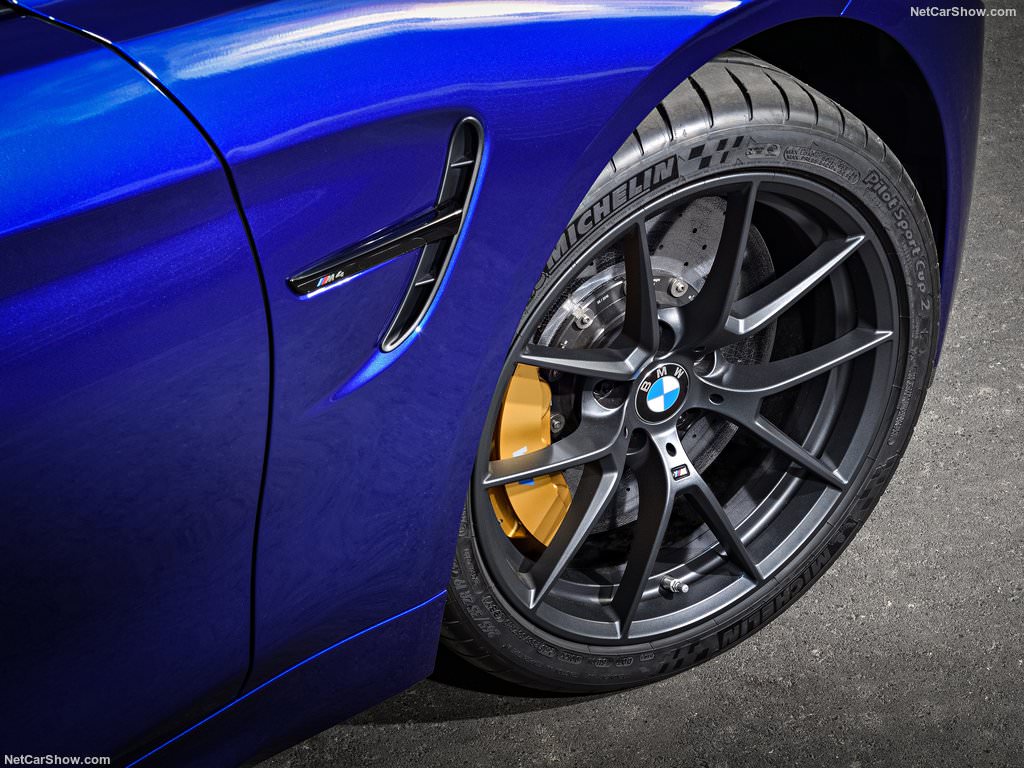 2018 BMW M4 CS