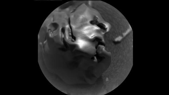 Cassini Uzay Aracı dünyayı görüntüledi! - Google Cassini Uzay Aracını Doodle yaptı