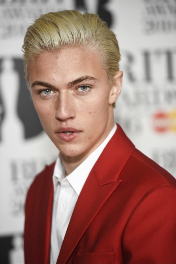 2017 trendi: Renkli saçlar