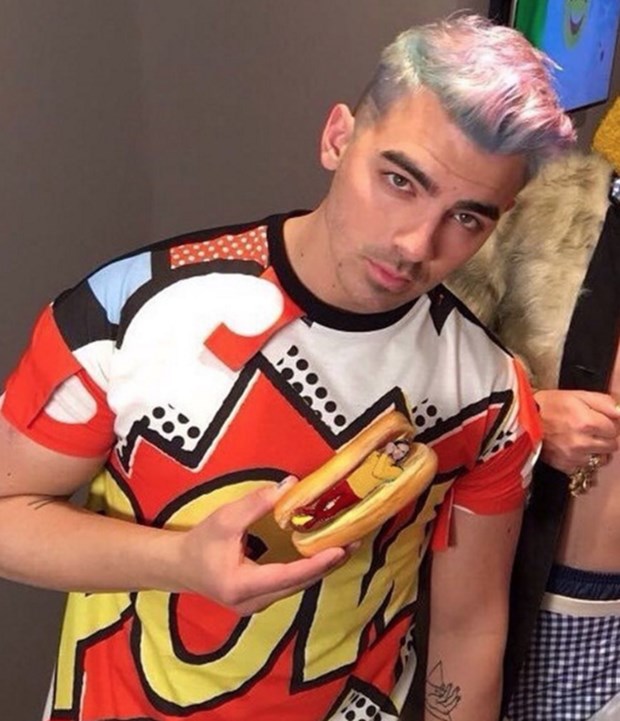 2017 trendi: Renkli saçlar