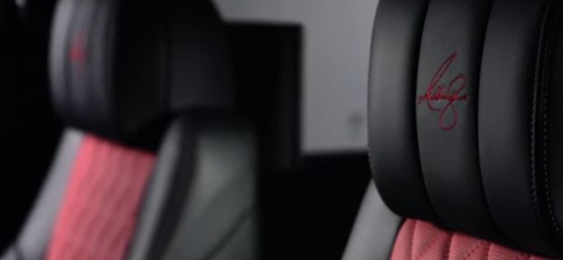 Boksör Anthony Joshua’a özel tasarlanmış dünyanın ilk Range Rover’ı