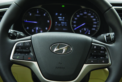 Hyundai Elantra 1.6 CRDi DCT