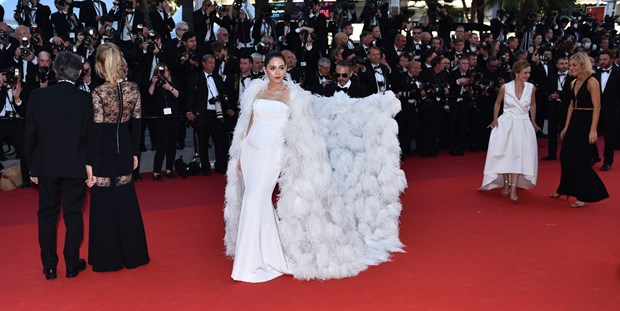 Cannes'da şıklık yarışı