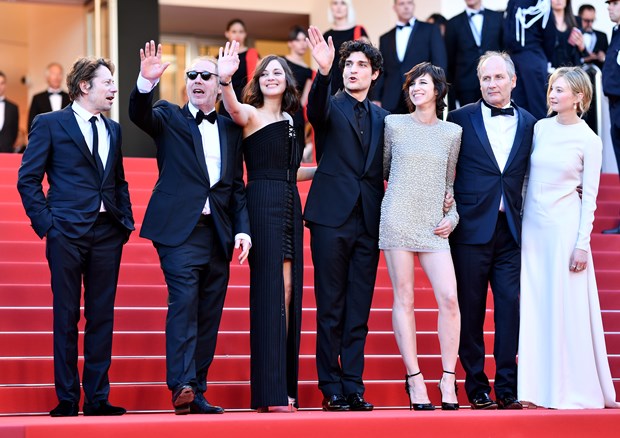 Cannes'da şıklık yarışı