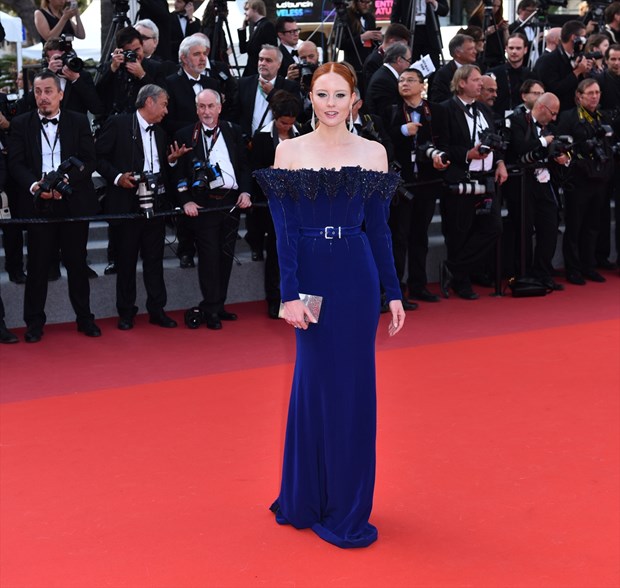 Cannes Film Festivali'nde Barbara Meier gösterisi