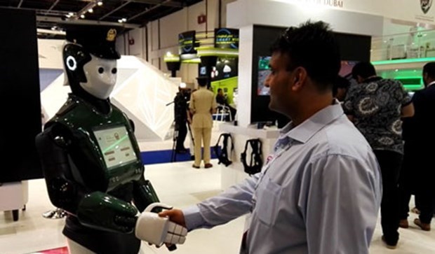 Robocop göreve başladı!