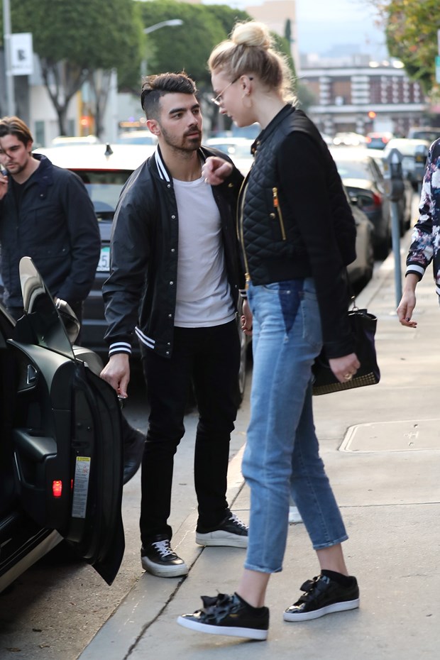 Kısa erkek uzun kadın ilişkisi olan ünlüler