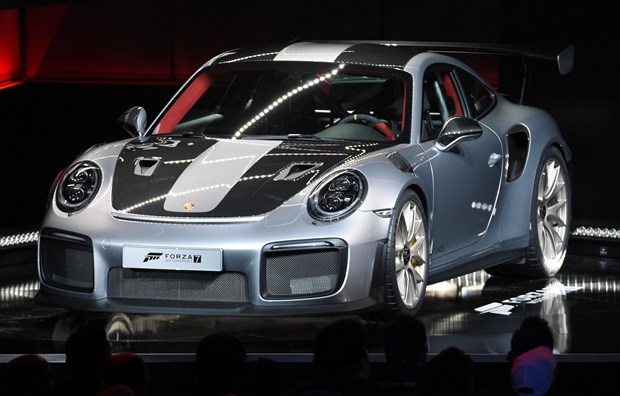 E3 Fuarı'na Porsche damgasını vurdu