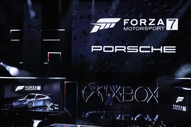 E3 Fuarı'na Porsche damgasını vurdu