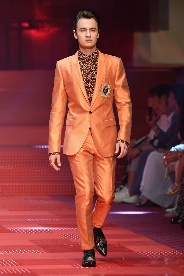 Ünlülerin çocukları Milano Erkek Moda Haftası defilesinde