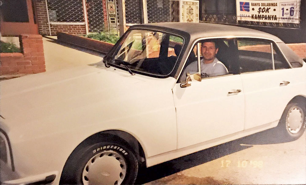 Kocamustafapaşa'nın en güzel abisi: Can Yılmaz