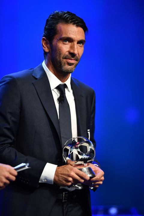 Haftanın en iyi giyinen erkekleri