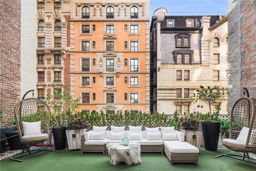 Jennifer Lopez evini satışa çıkardı