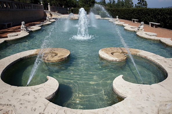 Katy Perry Papa'dan onay bekliyor