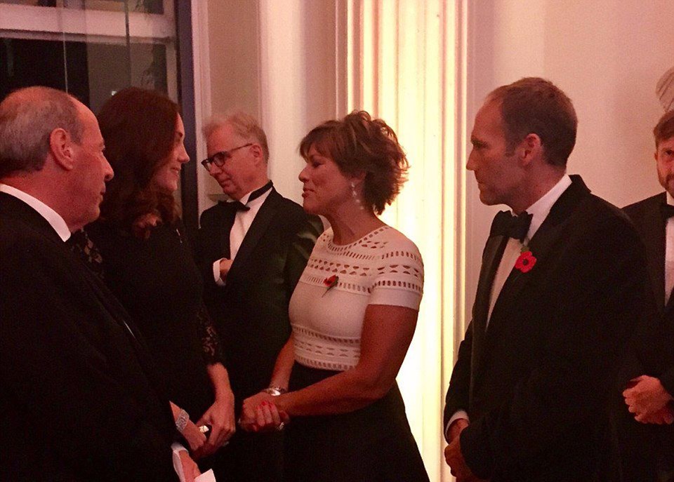 Kate Middleton'dan gövde gösterisi