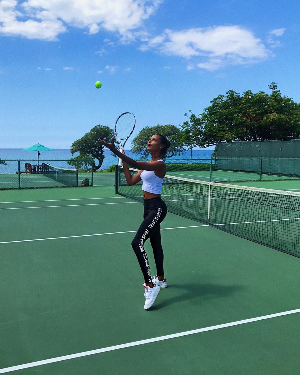 Victoria's Secret modelleri formlarını nasıl koruyor?