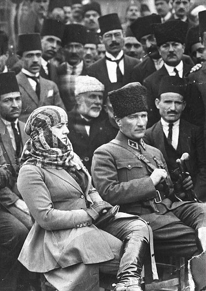 Mustafa Kemal Atatürk'ün giyim tarzı