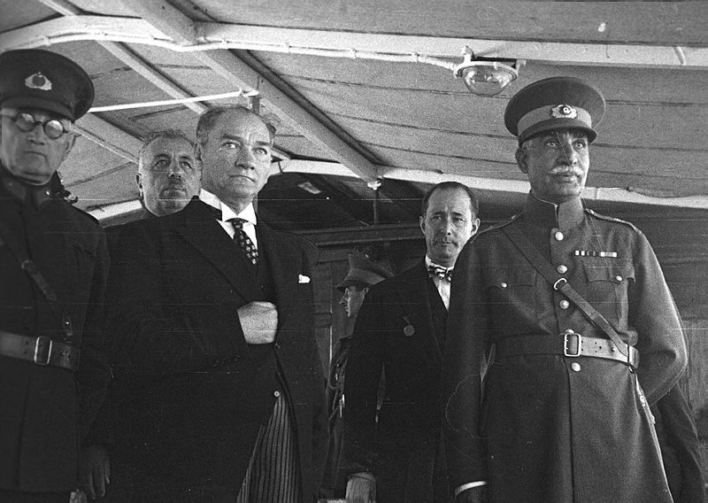 Mustafa Kemal Atatürk'ün giyim tarzı