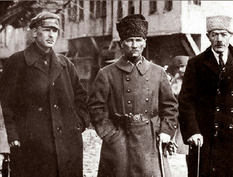 Mustafa Kemal Atatürk'ün giyim tarzı