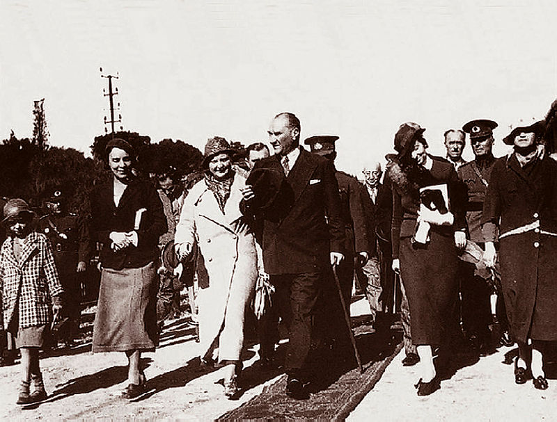 Mustafa Kemal Atatürk'ün giyim tarzı