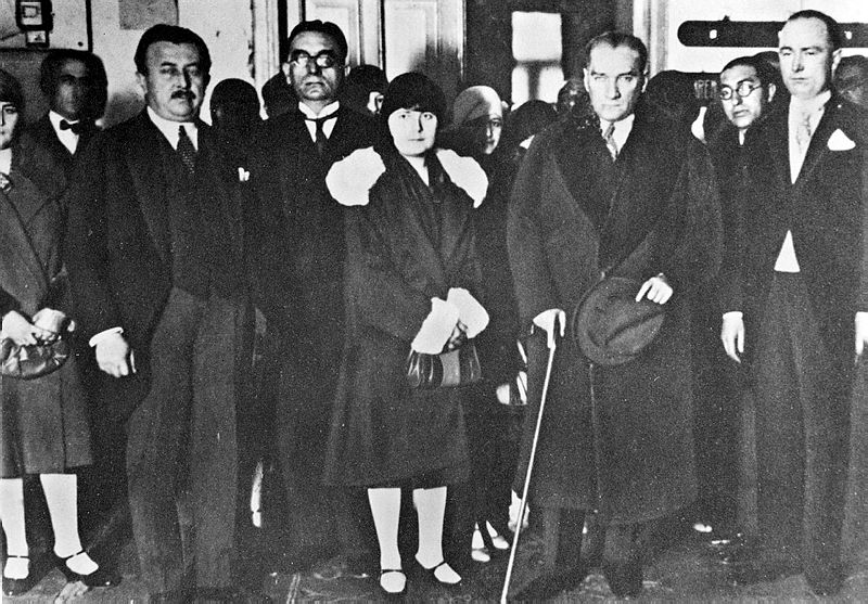 Mustafa Kemal Atatürk'ün giyim tarzı