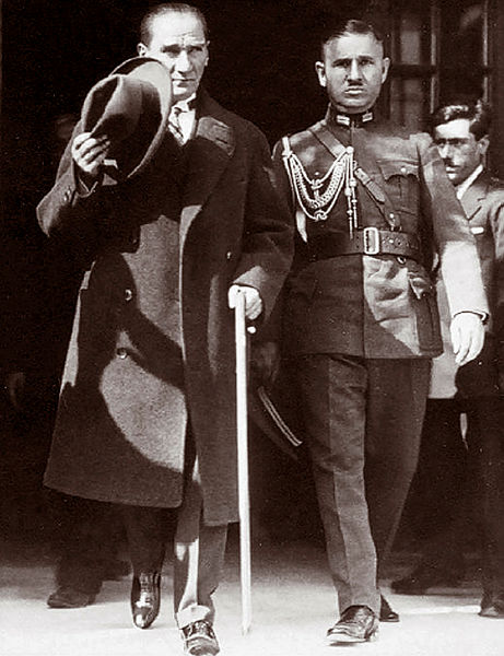 Mustafa Kemal Atatürk'ün giyim tarzı
