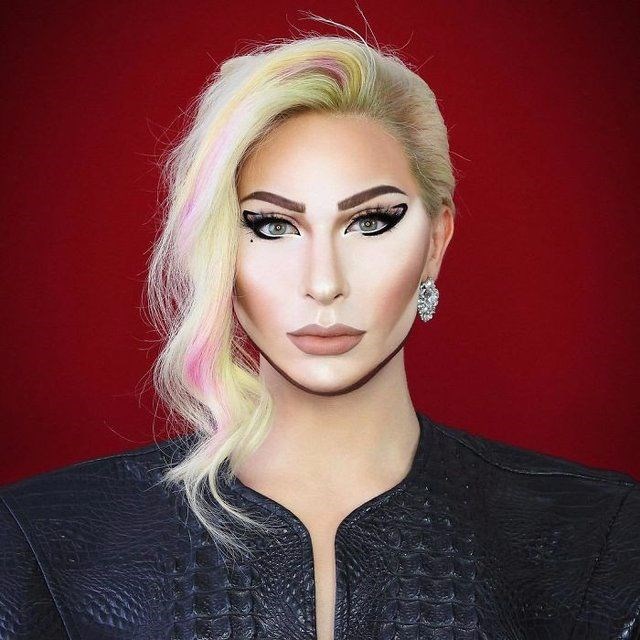 Binbir surat makyaj sanatçısı