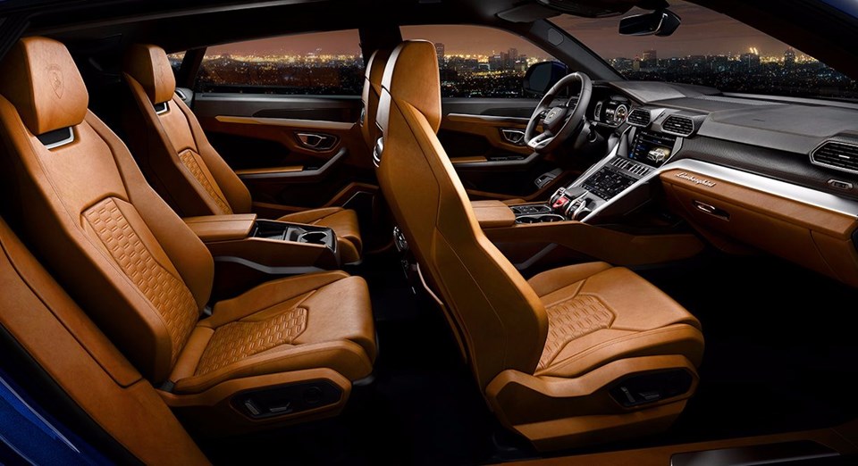 Lamborghini'den 650 beygirlik SUV